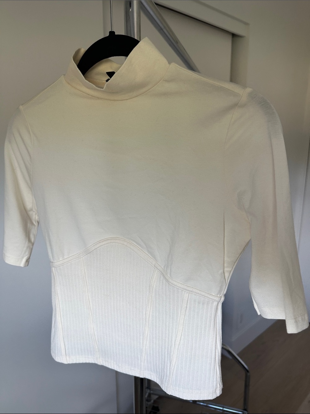 Guess Cream Mock-Neck Short Sleeve Top